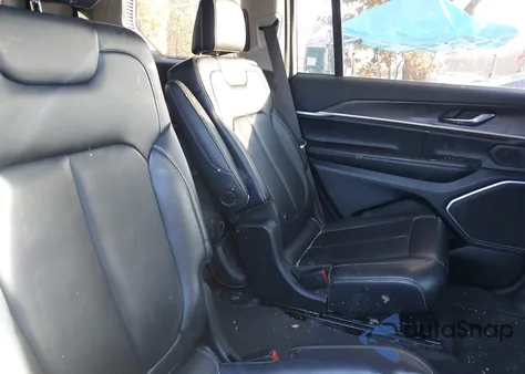 2021 Jeep Grand Cherokee L Limited 4X4 from USA, damaged, VIN 1C4RJKBG5M8112200